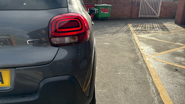 Citroen C3 1.2 PureTech 110 Plus 5dr EAT6 Petrol Hatchback